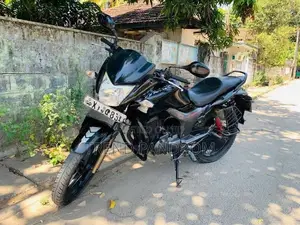 Hero Hunk honda 2011