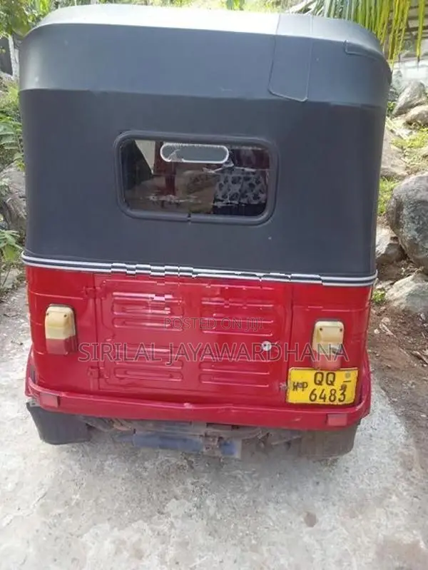 Bajaj RE 2008