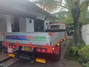 Isuzu NPR71H 2001