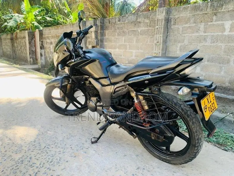 Hero Hunk honda 2011
