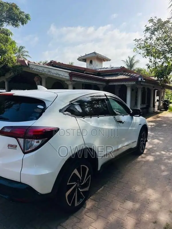Honda Vezel RS Model 2016