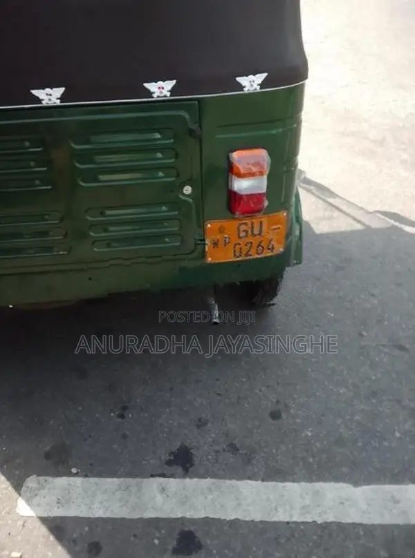 Bajaj RE 2003