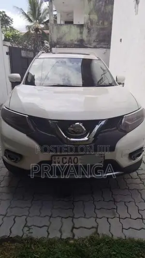 Nissan X-Trail 2015