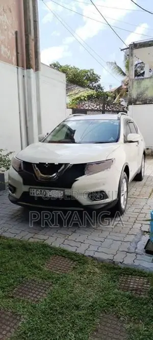 Nissan X-Trail 2015