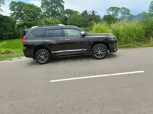 Toyota Land Cruiser Prado 150 2017