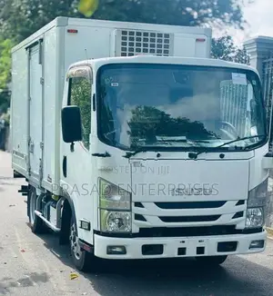 Isuzu Elf 10.5" 2019