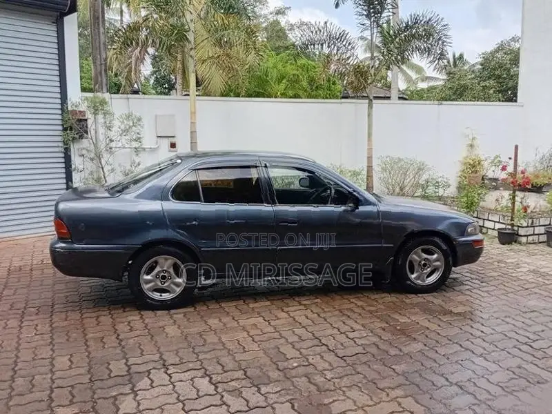 Toyota Corolla AE100 1992