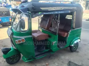 Bajaj RE 2001