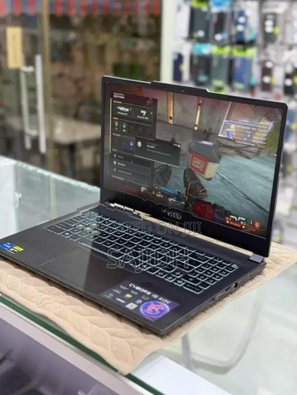 MSI Cyborg 15 A13VE i5 13GEN /RTX 4050/16GB RAM ETC...