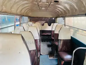 Isuzu Journey 1983