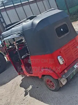 Bajaj RE 2010