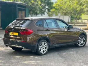 BMW X1 2011