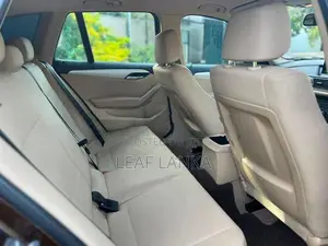 BMW X1 2011