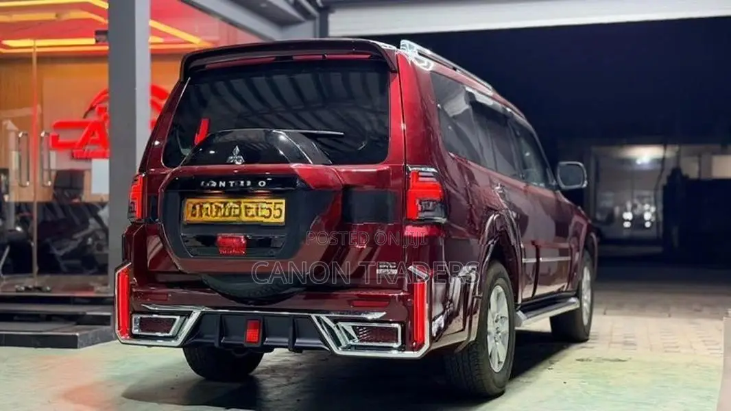 Mitsubishi Montero Spare Wheel Cover
