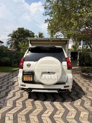 Toyota Land Cruiser Prado TXL 2013