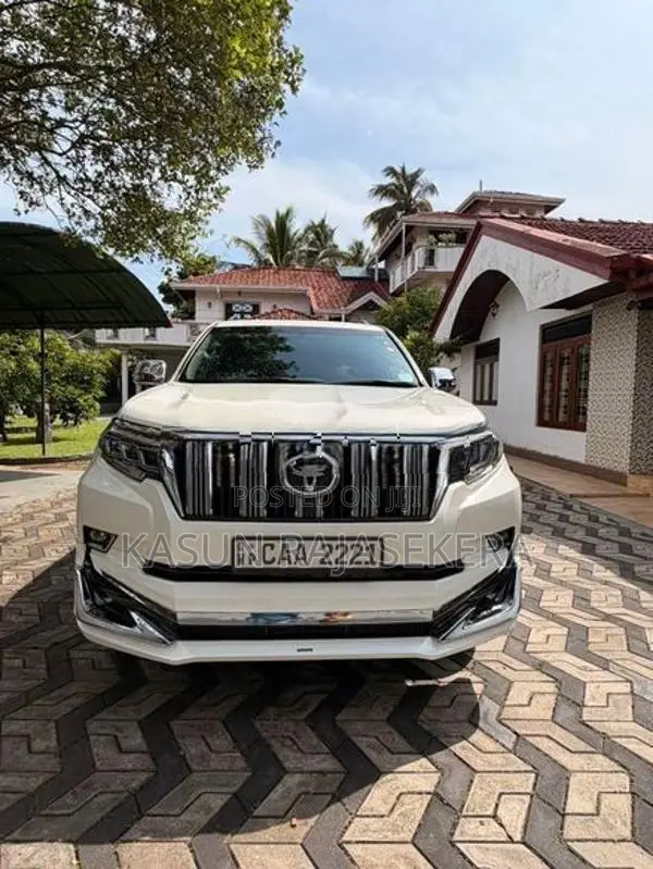 Toyota Land Cruiser Prado TXL 2013