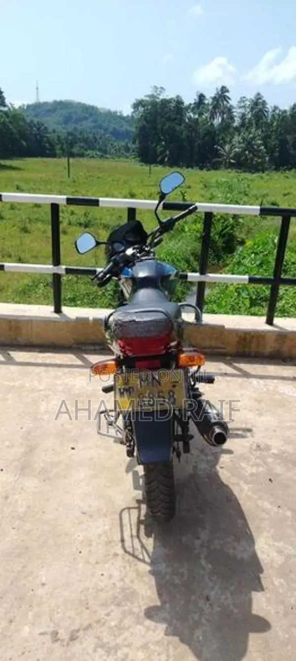 Bajaj Discover 125 2005