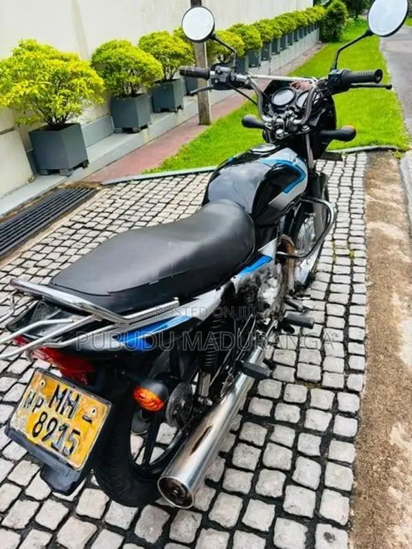 Bajaj CT100 2005