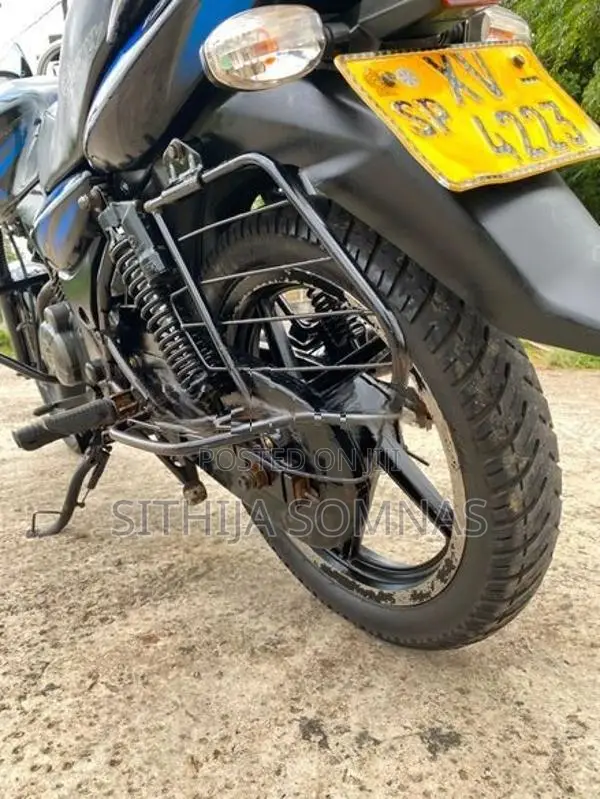 Bajaj Discover 150 2012