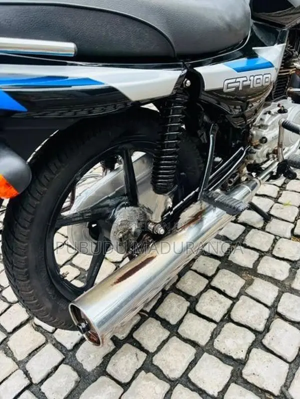 Bajaj CT100 2005