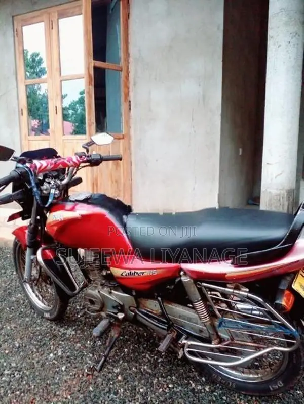Bajaj Caliber 2003