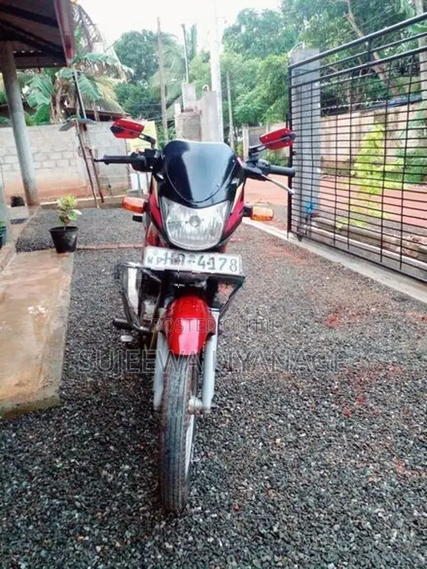 Bajaj Caliber 2003