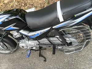 Bajaj CT100 2018