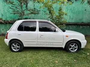 Nissan March K11 2000