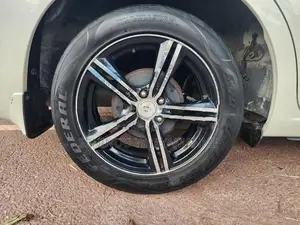 Toyota Premio 2016