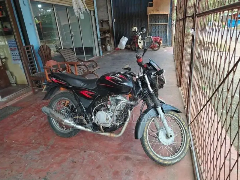 Bajaj Discover 125 2005