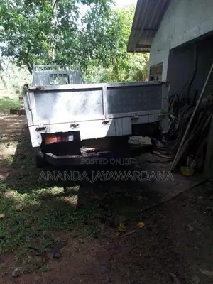 Isuzu Elf Custom 1979