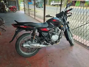 Bajaj Discover 125 2005