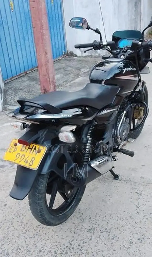 Bajaj Pulsar 150 2018