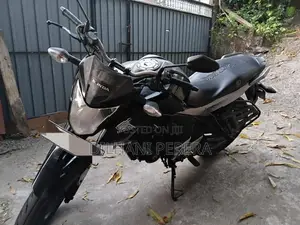 Honda CB Hornet 2016