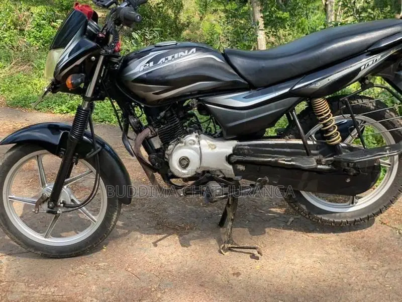 Bajaj Platina 100 2016