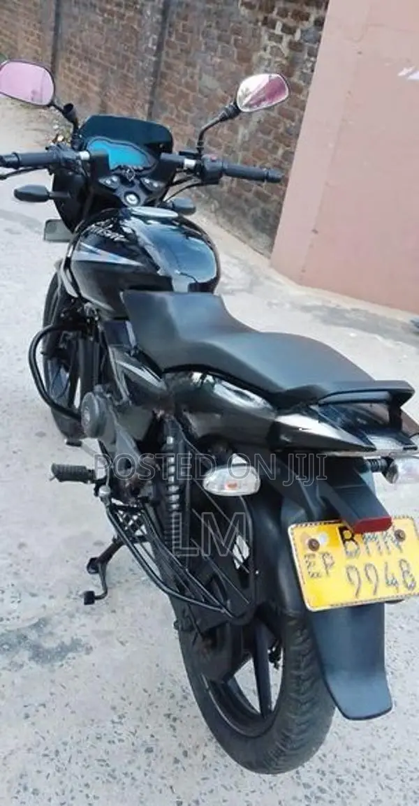 Bajaj Pulsar 150 2018