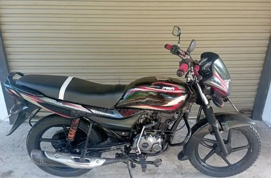 Bajaj Platina 100 2016