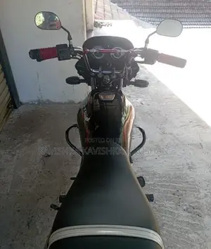 Bajaj Platina 100 2016
