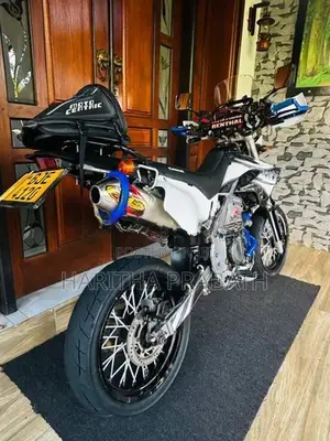 Kawasaki D Tracker 2004