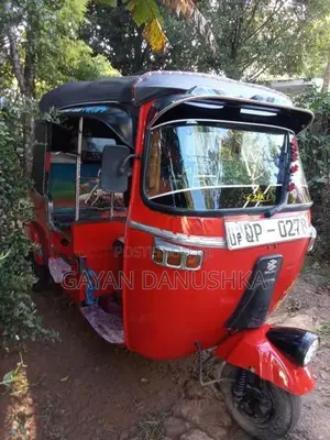 Bajaj RE 2008