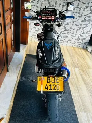 Kawasaki D Tracker 2004