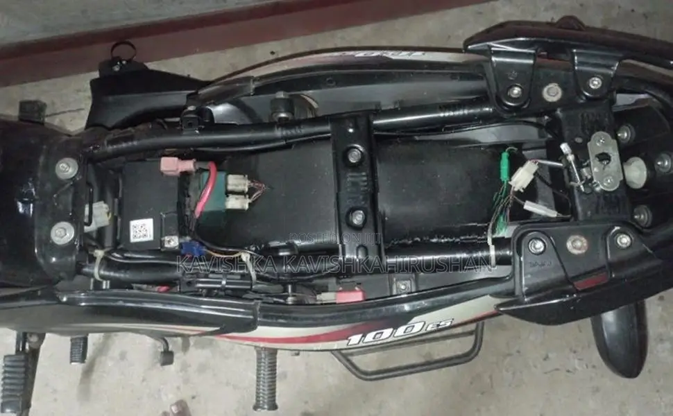 Bajaj Platina 100 2016