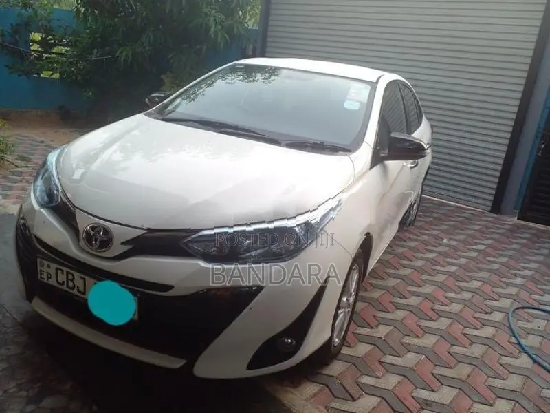 Toyota Yaris Ativ 2019
