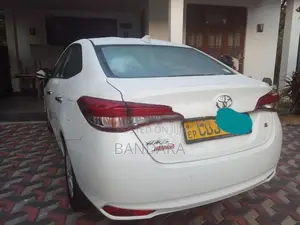 Toyota Yaris Ativ 2019