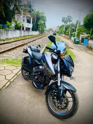 Bajaj Pulsar NS200 2025