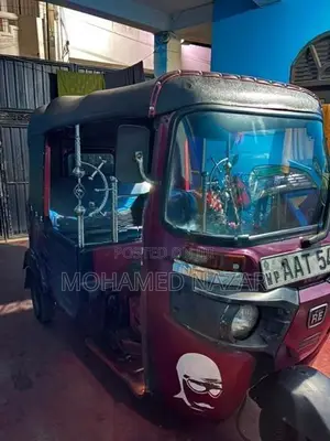 Bajaj RE 2014