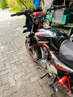 Bajaj CT100 2014