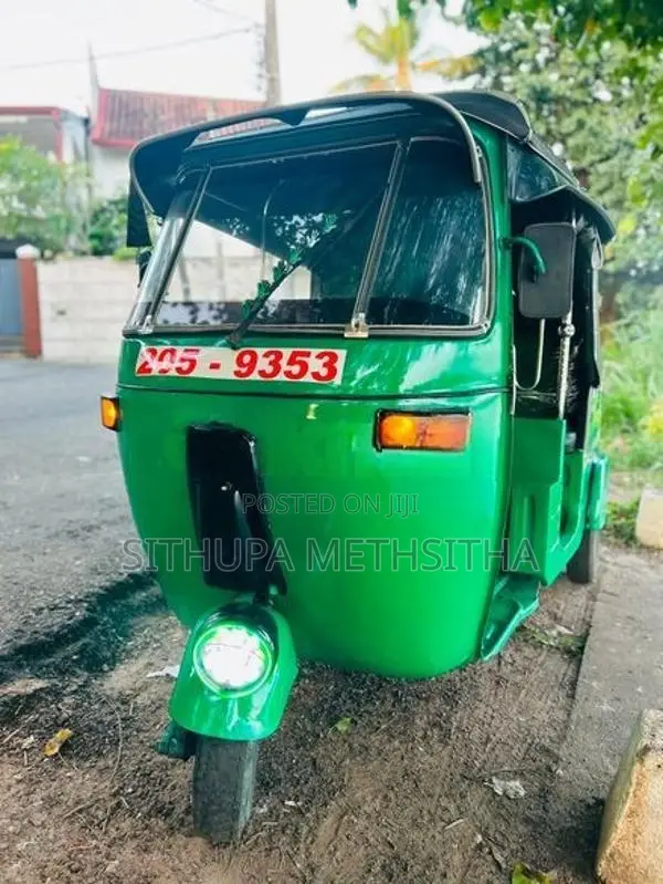 Bajaj RE 1999