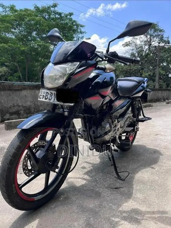 Bajaj Pulsar 135 2015