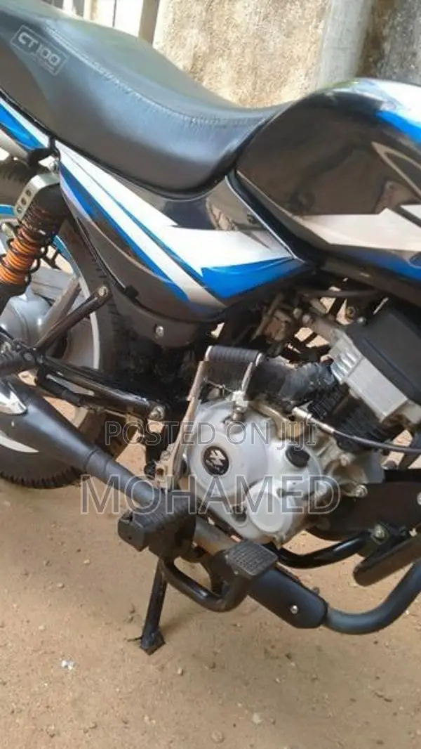 Bajaj CT100 2022